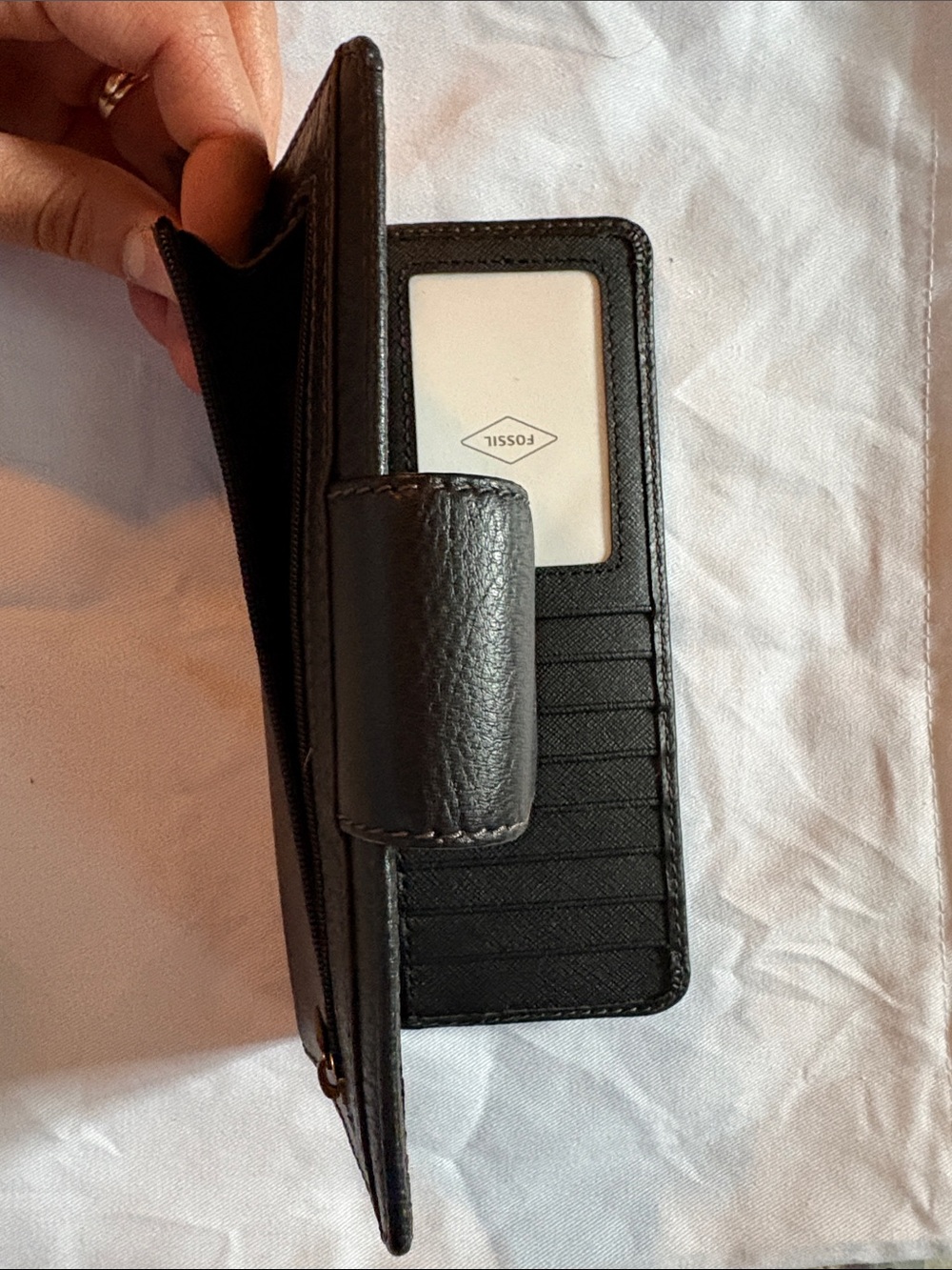 Fossil Black Leather Phone Wallet with Gold Logo Snap - Picture 4 of 4